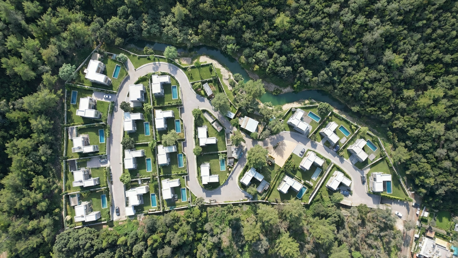 Vaziyet planı renderı: 1'den 25'e numaralanmış villa parselleri, havuzlar ve site içi yollar.